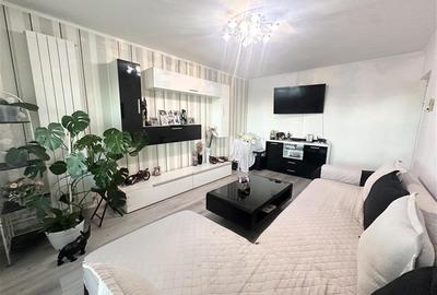 Apartament cu 3 camere decomandat în Far - 1