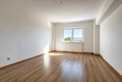 Apartament cu 3 camere decomandat în Central - 1
