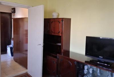 Apartament cu 2 camere semidecomandat în Șagului