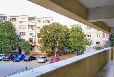 Apartament cu 2 camere decomandat în Nicolae Titulescu