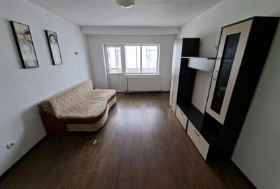 Apartament cu 2 camere semidecomandat în Central - 11