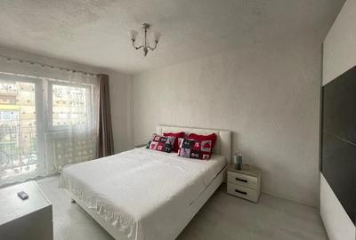 Apartament cu 3 camere decomandat în Central - 2