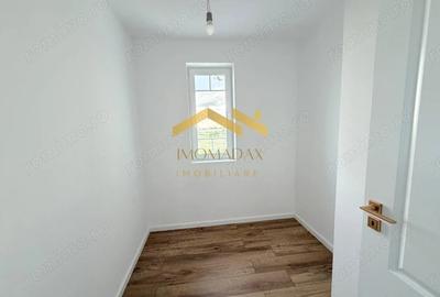 Casă cu 4 camere cu Teren 280 Mp în Remetea Mare