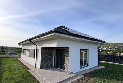 Casă cu 4 camere în Chinteni - 5