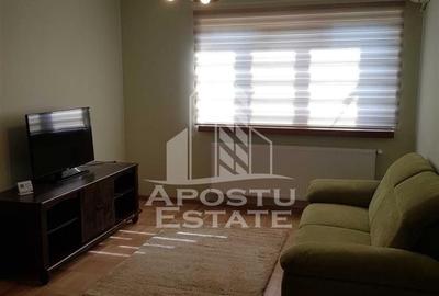 Apartament cu 3 camere semidecomandat, mobilat în Central - 3