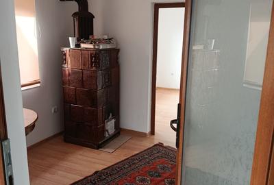 Casă cu 3 camere în Gheorghe Lazăr - 1