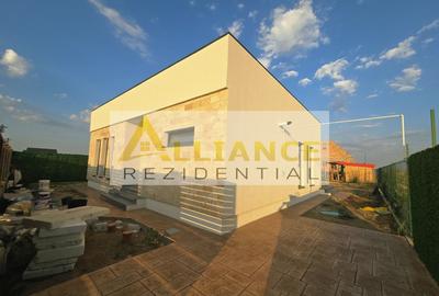Casă individuală cu 3 camere cu Canalizare în Berceni