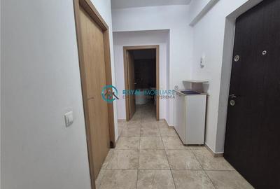Apartament cu 3 camere semidecomandat, mobilat în 9 Mai - 9