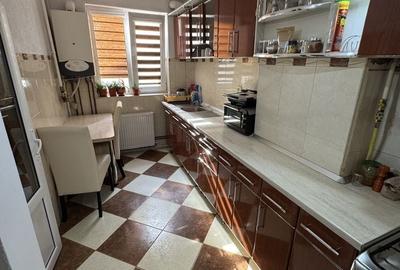 Apartament cu 3 camere decomandat în Central - 6