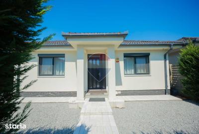 Casă cu 4 camere cu Teren 327 Mp în Oncea