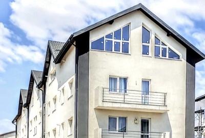 Teren de 370 mp, în Apărătorii Patriei