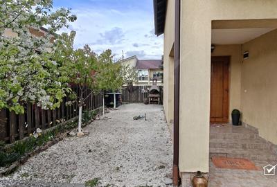 Duplex cu 4 camere cu Teren 237 Mp în Florești - 1