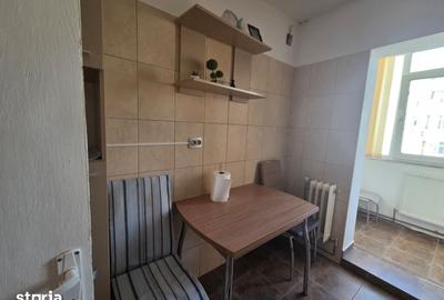 Apartament cu 2 camere decomandat în Mircea cel Bătrân - 2