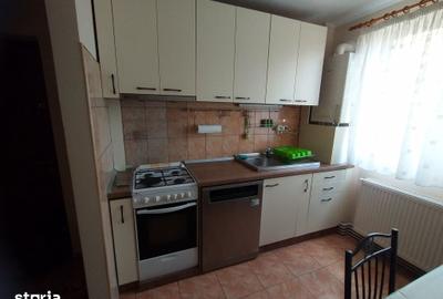 Apartament cu 2 camere în Micro 17