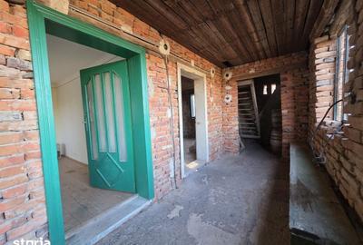 Casă cu 4 camere cu Teren 1887 Mp în Burjuc - 15