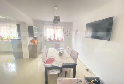 Casă individuală cu 12 camere cu Garaj în Florilor - 3