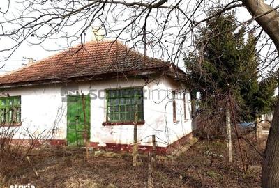 Casă cu 2 camere în Galoșpetreu