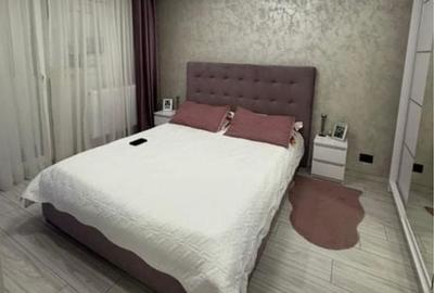 Apartament cu 3 camere decomandat, mobilat în Central - 2