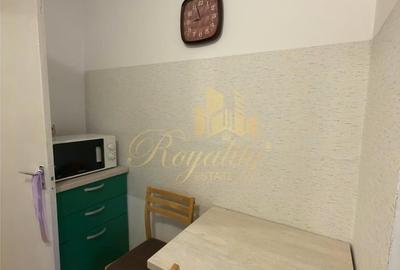 Apartament cu 2 camere semidecomandat, mobilat în Olimpia-Stadion