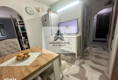 Apartament cu 2 camere decomandat în Titan