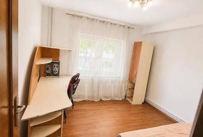 Apartament cu 3 camere decomandat în Zorilor - 2