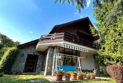 Casă cu 4 camere în Breaza de Sus