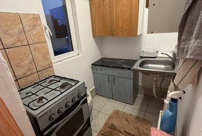 Garsonieră decomandată în Berceni