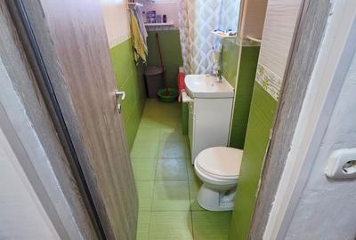 Garsonieră decomandată în Malu Roșu