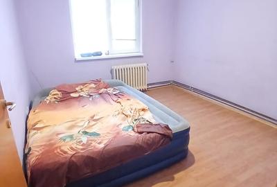 Apartament cu 2 camere decomandat în Rahova