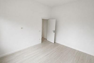 Casă cu 4 camere cu Teren 400 Mp în Cumpăna