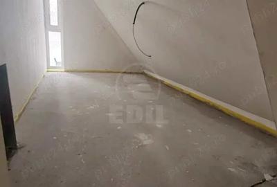 Casă cu 4 camere cu Teren 200 Mp în Central - 4