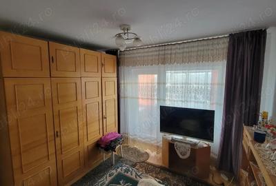 Apartament cu 2 camere decomandat în Exterior Vest - 1