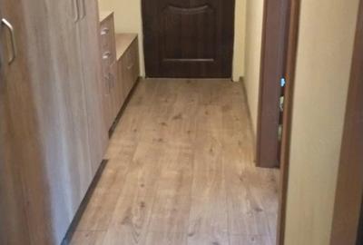 Apartament cu 2 camere semidecomandat în Dâmbovița