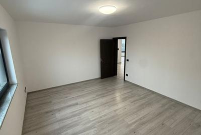 Casă cu 3 camere cu Teren 500 Mp în Mioriței - 2