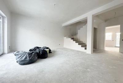 Duplex cu 4 camere cu Canalizare în Florești - 3