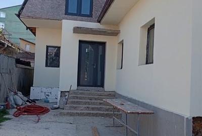 Casă cu 3 camere cu Teren 82 Mp în ICIL