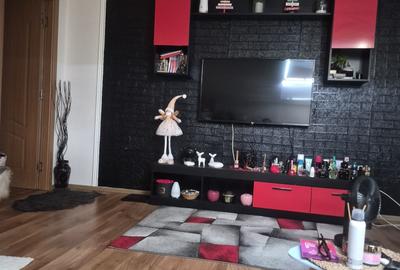Apartament cu 2 camere semidecomandat în Florești - 1