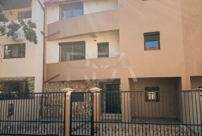 Duplex cu 6 camere cu Canalizare în Pipera