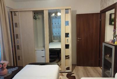 Apartament cu 2 camere semidecomandat în Apărătorii Patriei - 3
