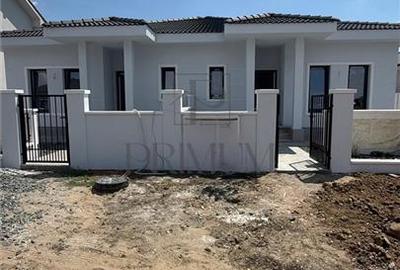 Duplex cu 3 camere cu Canalizare în Moșnița Nouă