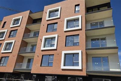 Apartament cu 2 camere decomandat în Dobroești