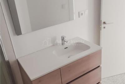 Apartament cu 4 camere decomandat în Central - 12