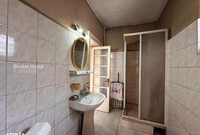 Casă cu 4 camere în Unirii