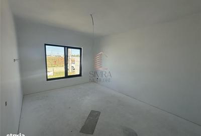 Casă cu 4 camere decomandat în Sântandrei - 5