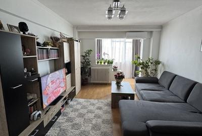 Apartament cu 3 camere decomandat în Central - 1