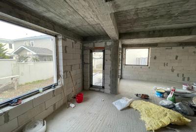 Duplex cu 4 camere cu Canalizare în Palazu Mare - 10