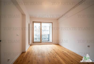 Apartament cu 4 camere decomandat în Iancului - 16