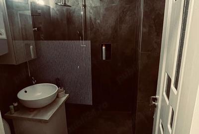 Apartament cu 3 camere semidecomandat în Central - 4
