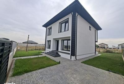 Casă cu 4 camere cu Teren 367 Mp în Berceni