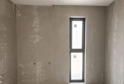 Casă cu 4 camere cu Teren 275 Mp în Central